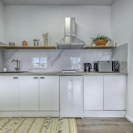 Travel & Live Fernao Magalhaes