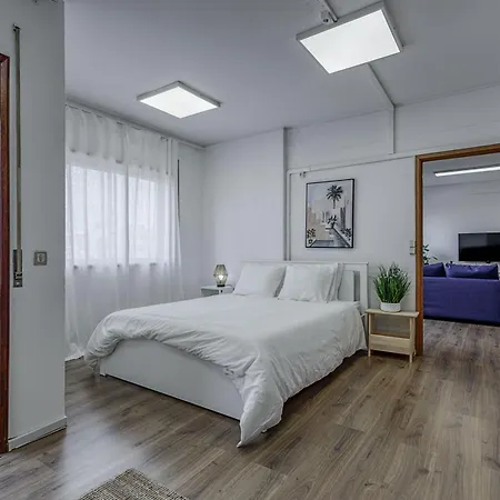 Travel & Live Fernao Magalhaes