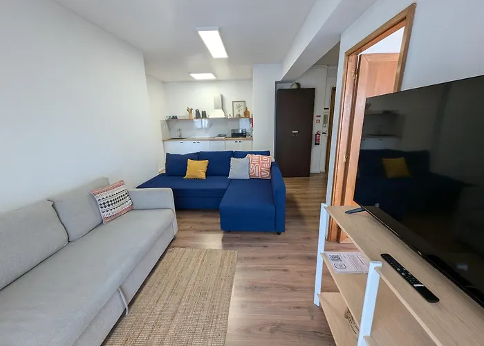 Daire Travel & Live Fernao Magalhaes